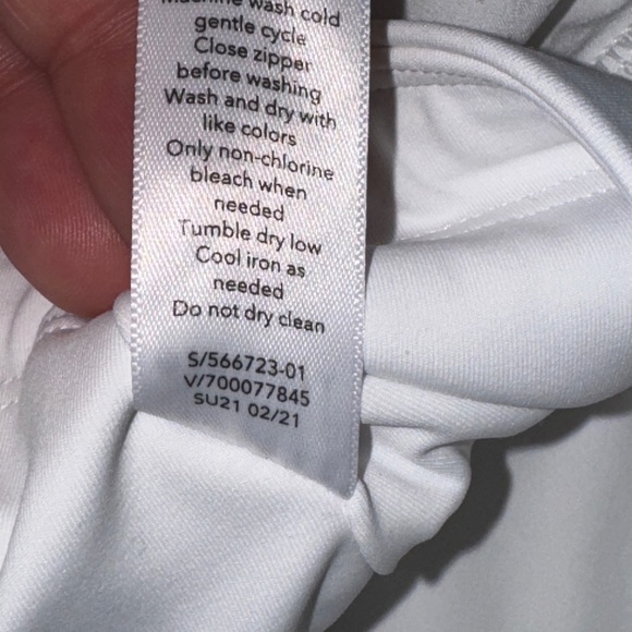 EUC Athleta Run With It Skort White Size 2X - Picture 5 of 9